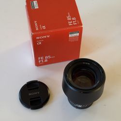 Sony FE 85mm F1.8 Lens Full Frame