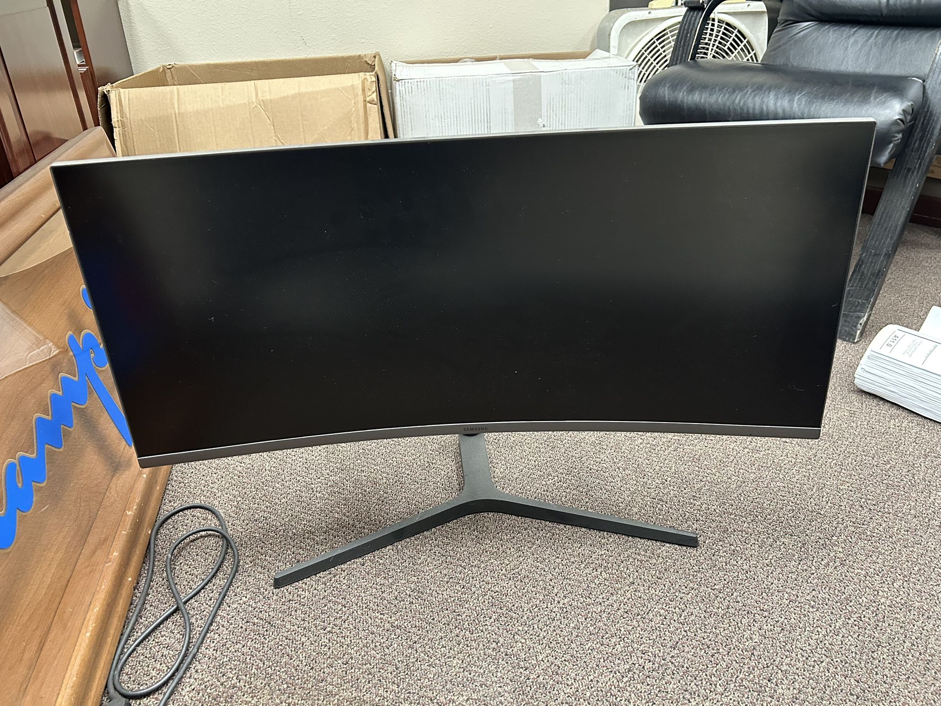 32” Samsung Computer Monitor