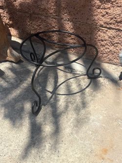 Black Wrought Iron Plant Stand