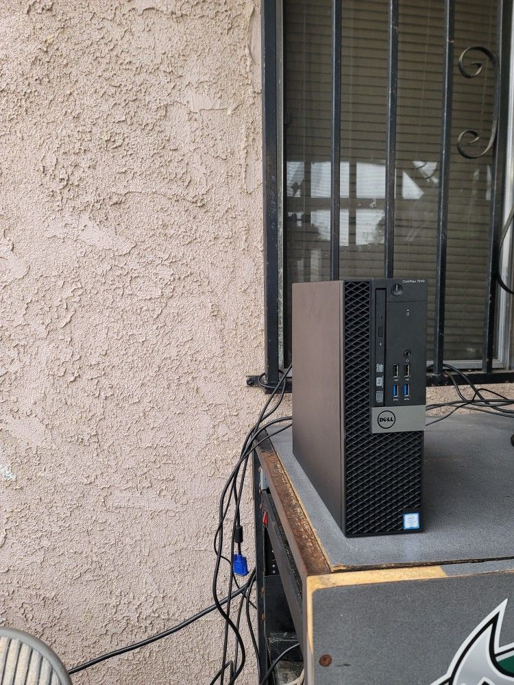 Dell PC: Intel Core i7, 1TB, HDMI, Windows11 V-24H2, 16GB RAM, MS-office.