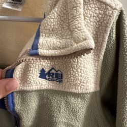 REI fleece XS (6-7)