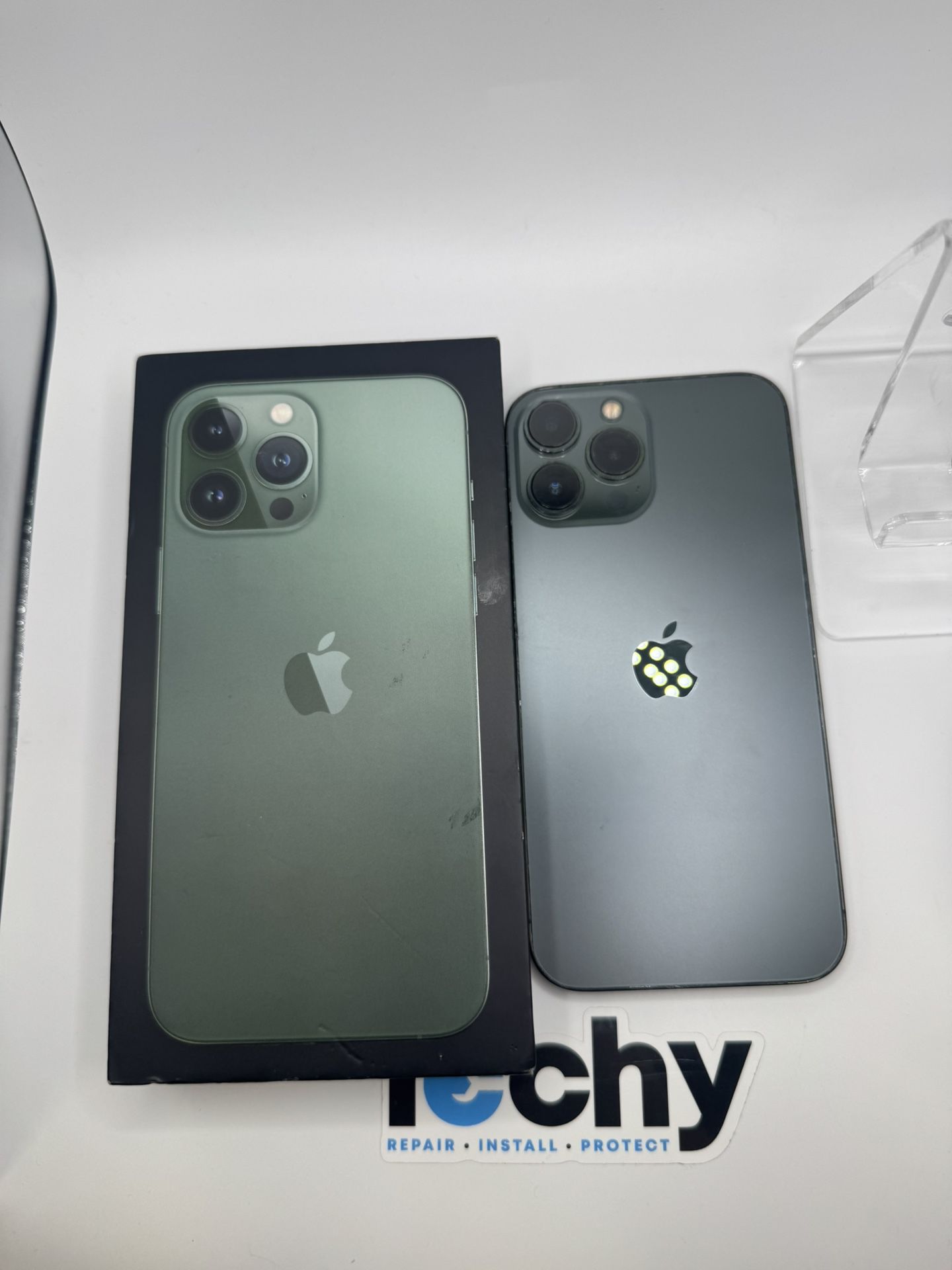iPhone 13 Pro Max 256GB Att Or cricket