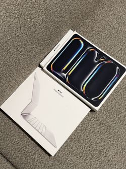 Apple iPad Pro 13" (M4) 256GB Wi-Fi + White Magic Keyboard + Apple Pencil Pro
