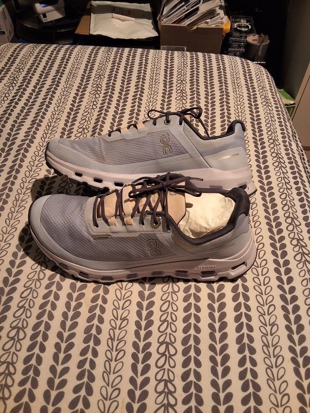 On Cloud Women's Shoes