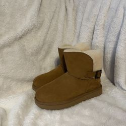 UGG Karel Classic Boots