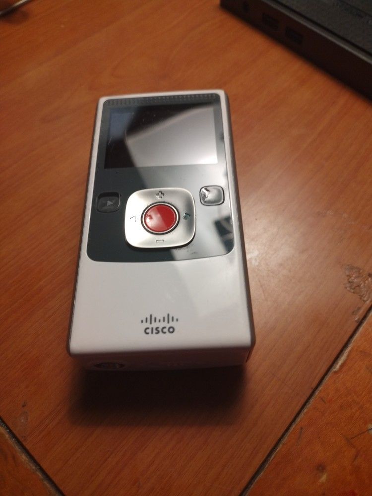 Cisco A Flip Hd Video Camcorder
