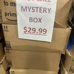 Mystery Box / Caja misteriosa