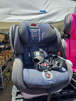 Britax Thermo 5 Carseat Rear-facing 5 to 40lbs / Front facing 20 to 65lbs