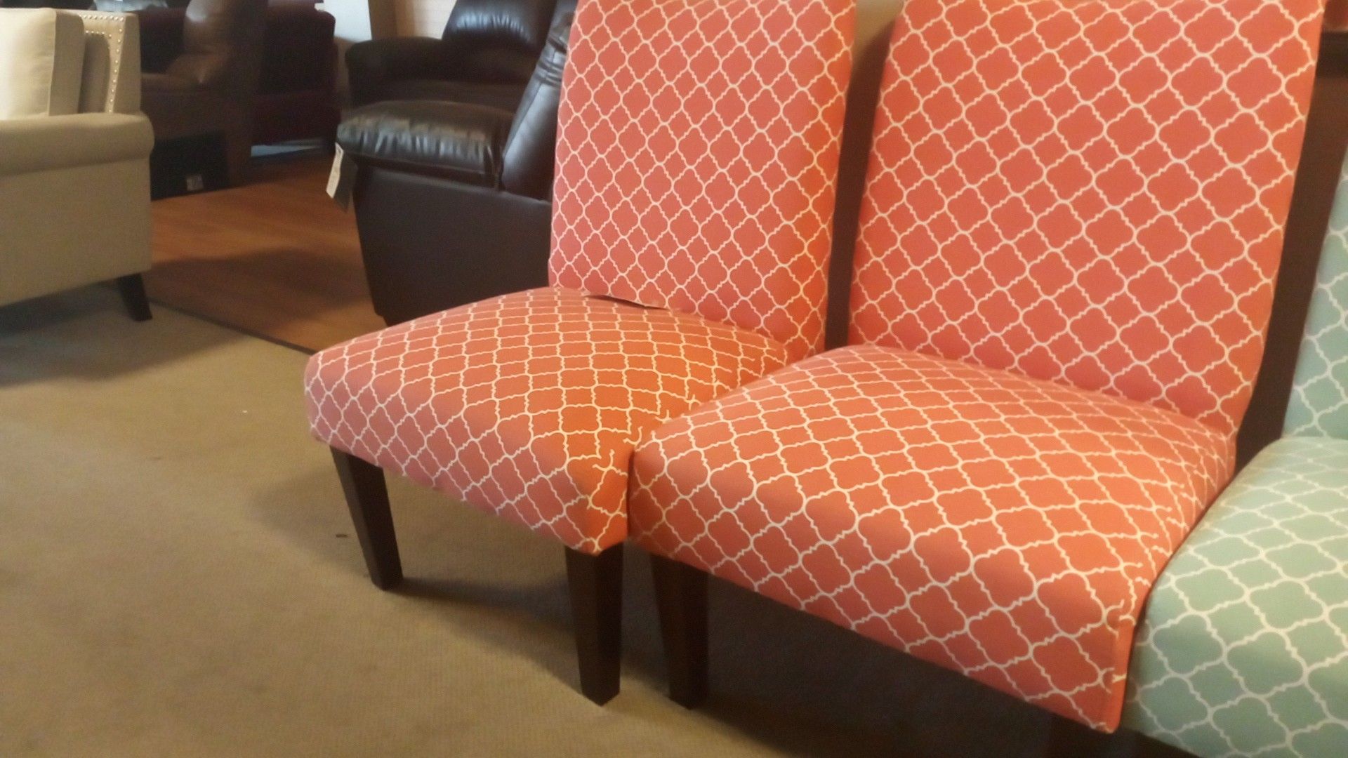 Accent chairs
