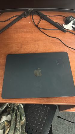 2022 Macbook air midnight color