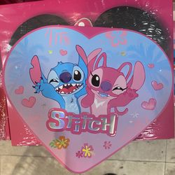 Stitch lipgloss pallet 