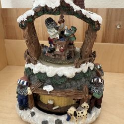 African American Black Santa Claus & Elves Christmas Music Box Toy Workshop