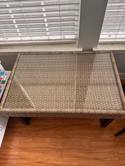 Coffee table Ikea. Solleron. No use
