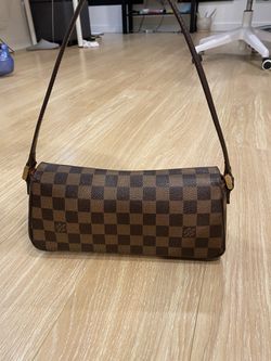 LV Damier Ebene Recoleta Handbag for Sale in Portland, OR - OfferUp
