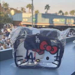 HELLO KITTY DODGERS CROSSBODY PURSE / NEW