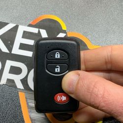 SMART KEY FOB TOYOTA PRIUS