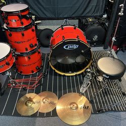 Pdp  Drums 805 Red Tribal  Drum Set (shells Only) 
