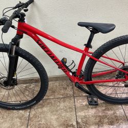 SPECIALIZED ROCKHOPPER MOUNTAINBIKE