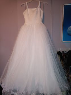 Size 8 Wedding Dress With Veil