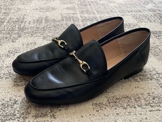 Coach Haley Leather Loafer in Black. Size 10