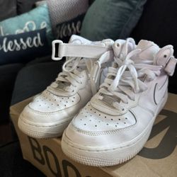 White air Force 1 