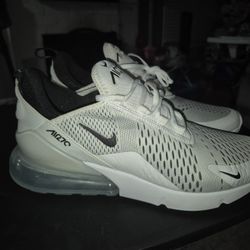 Air Max 270