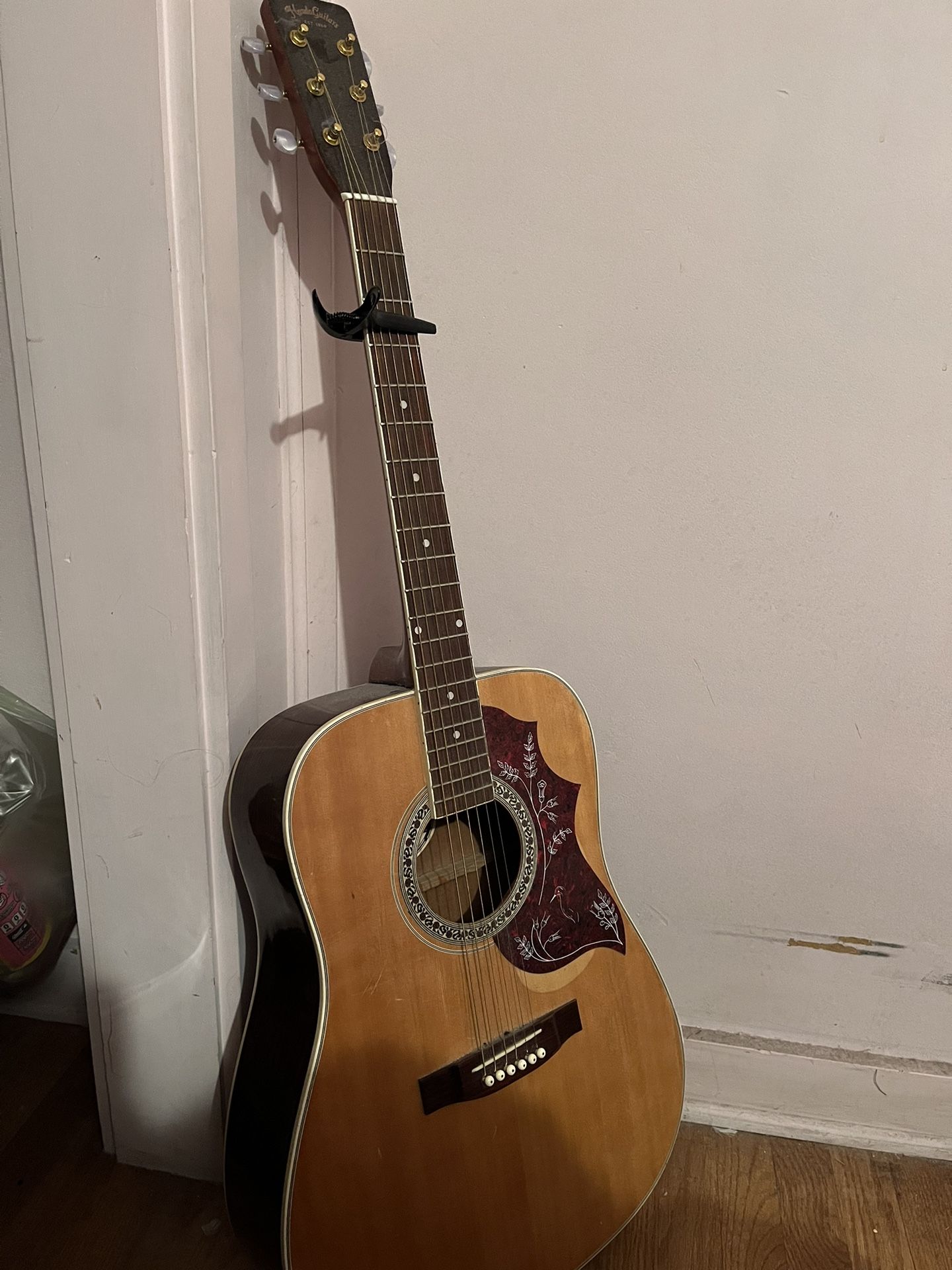 1972 Vintage Hondo (with Capo)