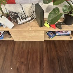 Floating Tv Center