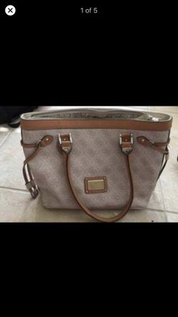 Guess Reama Classic Tote and Wallet