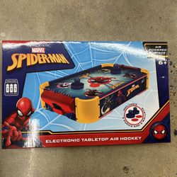 NWT Marvel Spider-Man Electronic tabletop Air Hockey