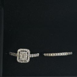 Engagement ring  Size 7