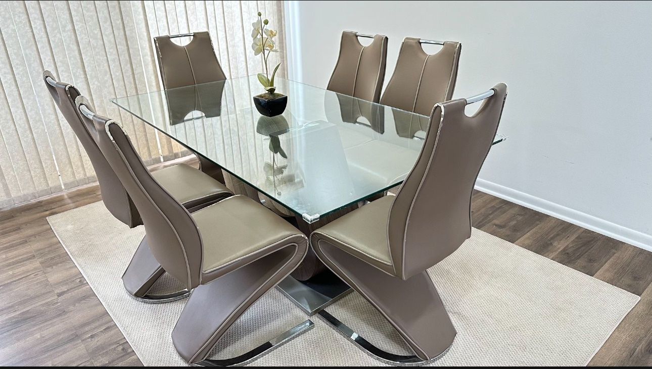 Glass Top Dinning Table Set With 6 Chair