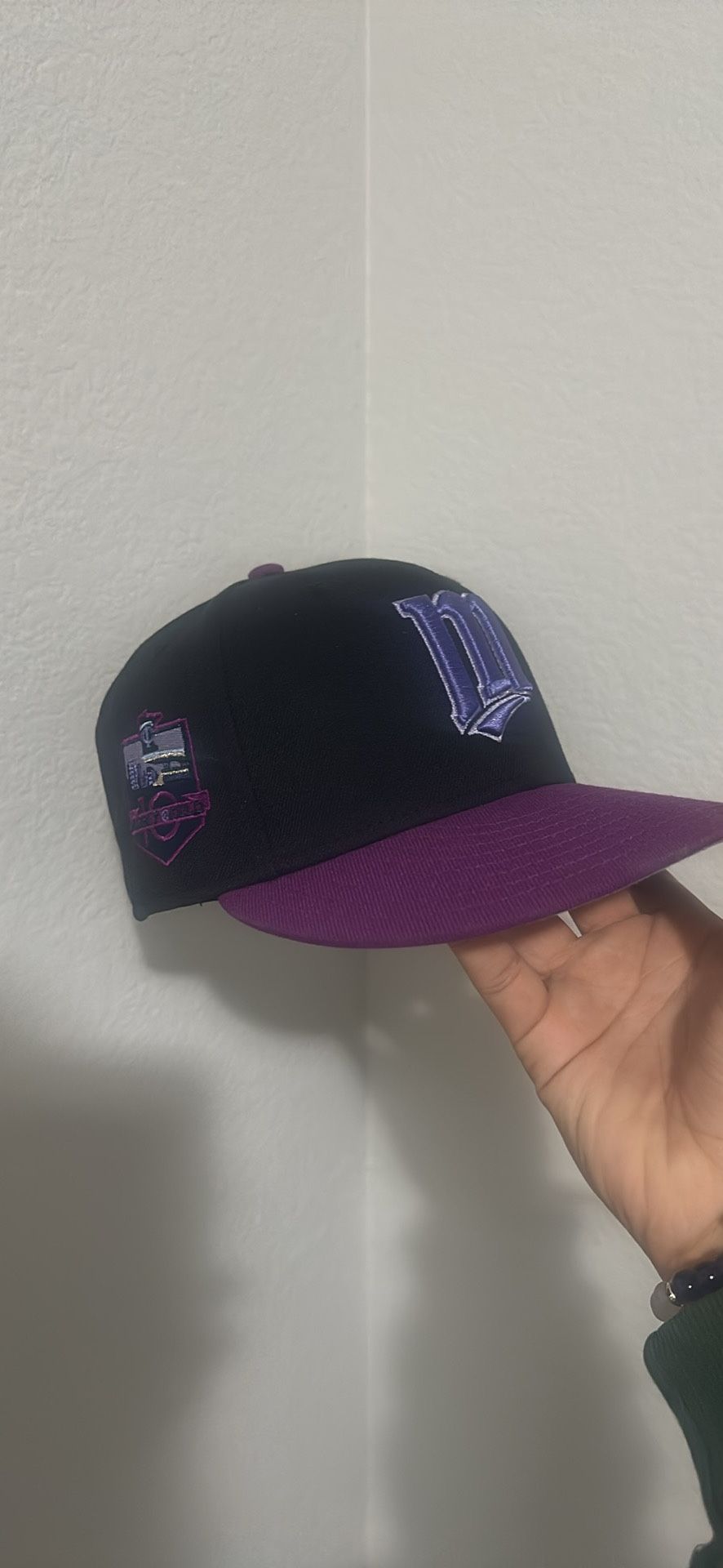 2 fitted hats 7/18