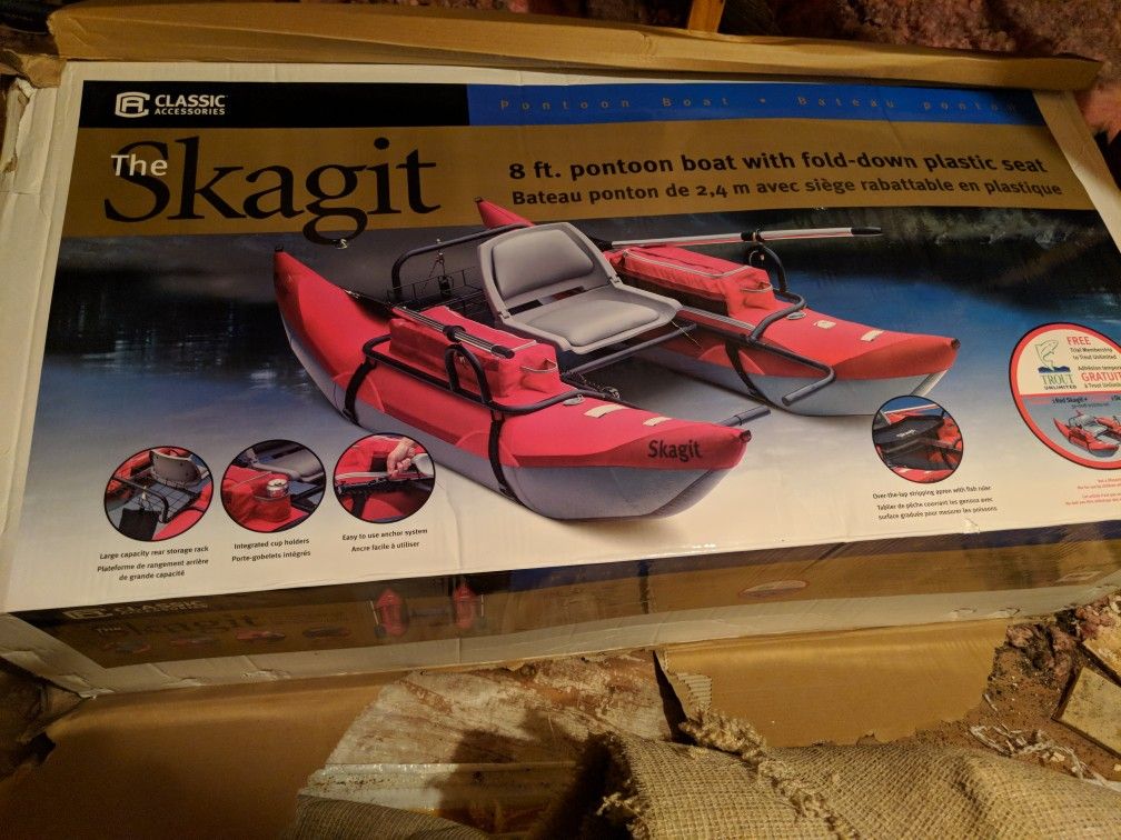 Classic Accessories Skagit 8ft Pontoon Boat. (Band New in Box)