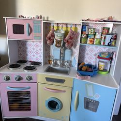 Kids Play Kitchen 