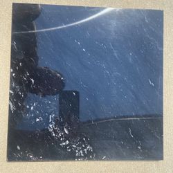 MARBLE TILE   BLACK.  