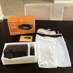 30 takes it today! Mini LED Projector + Portable Screen – Complete Setup’s