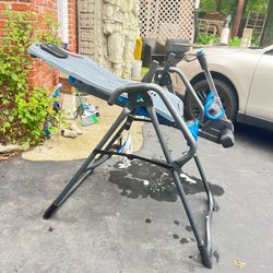 Inversion table