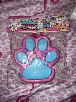 Taba-licious jumbo paw