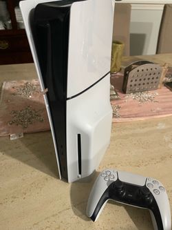 PlayStation 5 Slim 2TB