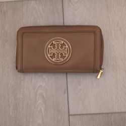 Tory Burch Wallet