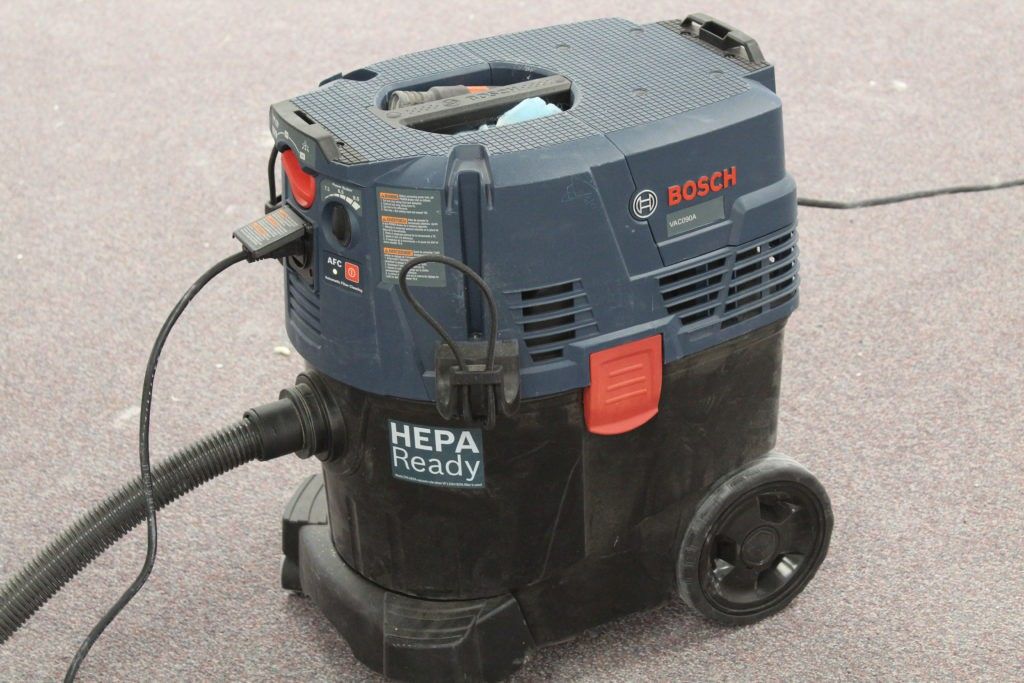 Bosch 9 Gallon Dust Extractor