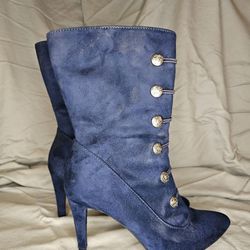 Shoes For Sale Size 9-10
