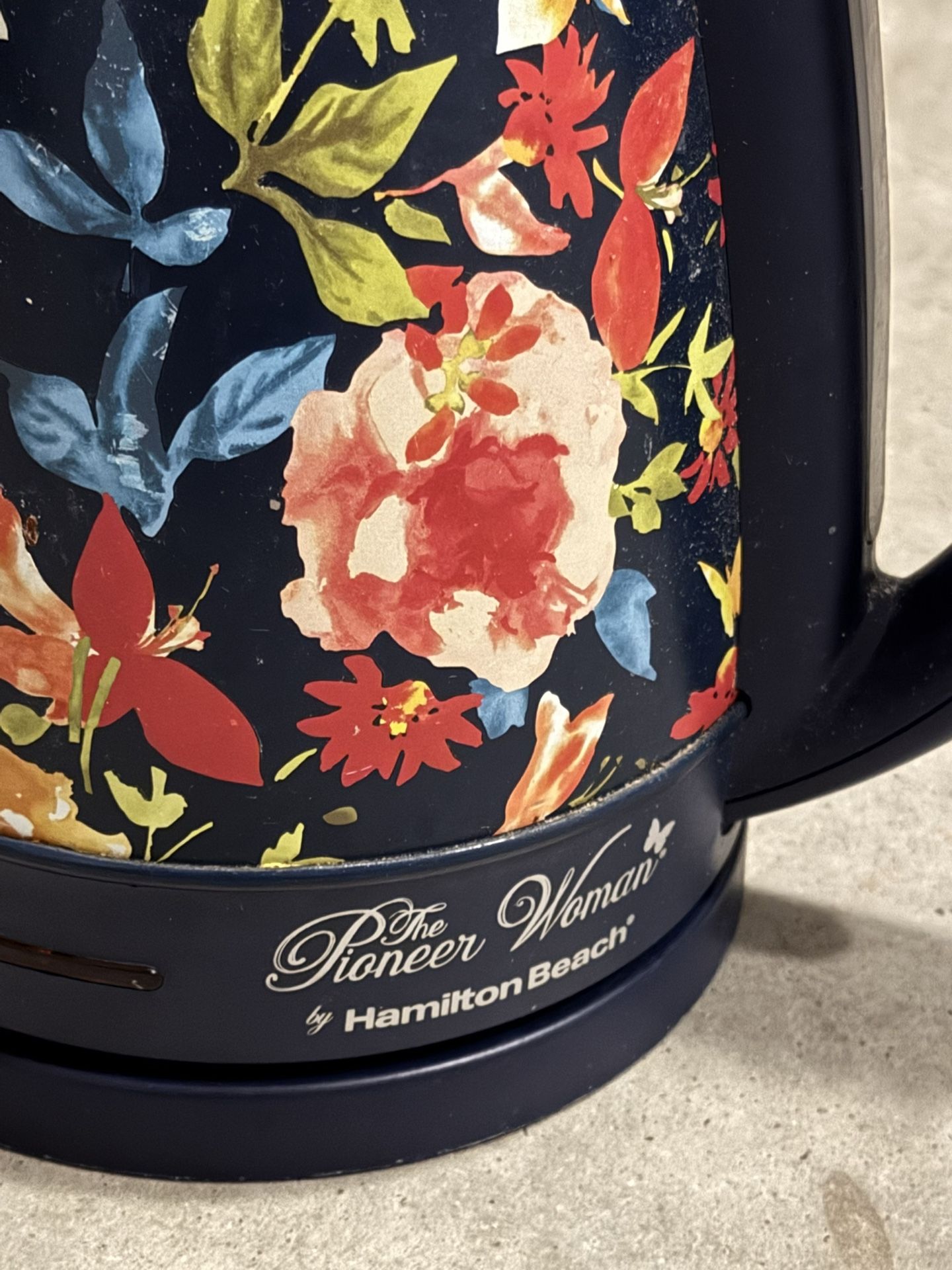 1.7 Liter The Pioneer Woman Fiona Floral Tea Kettle