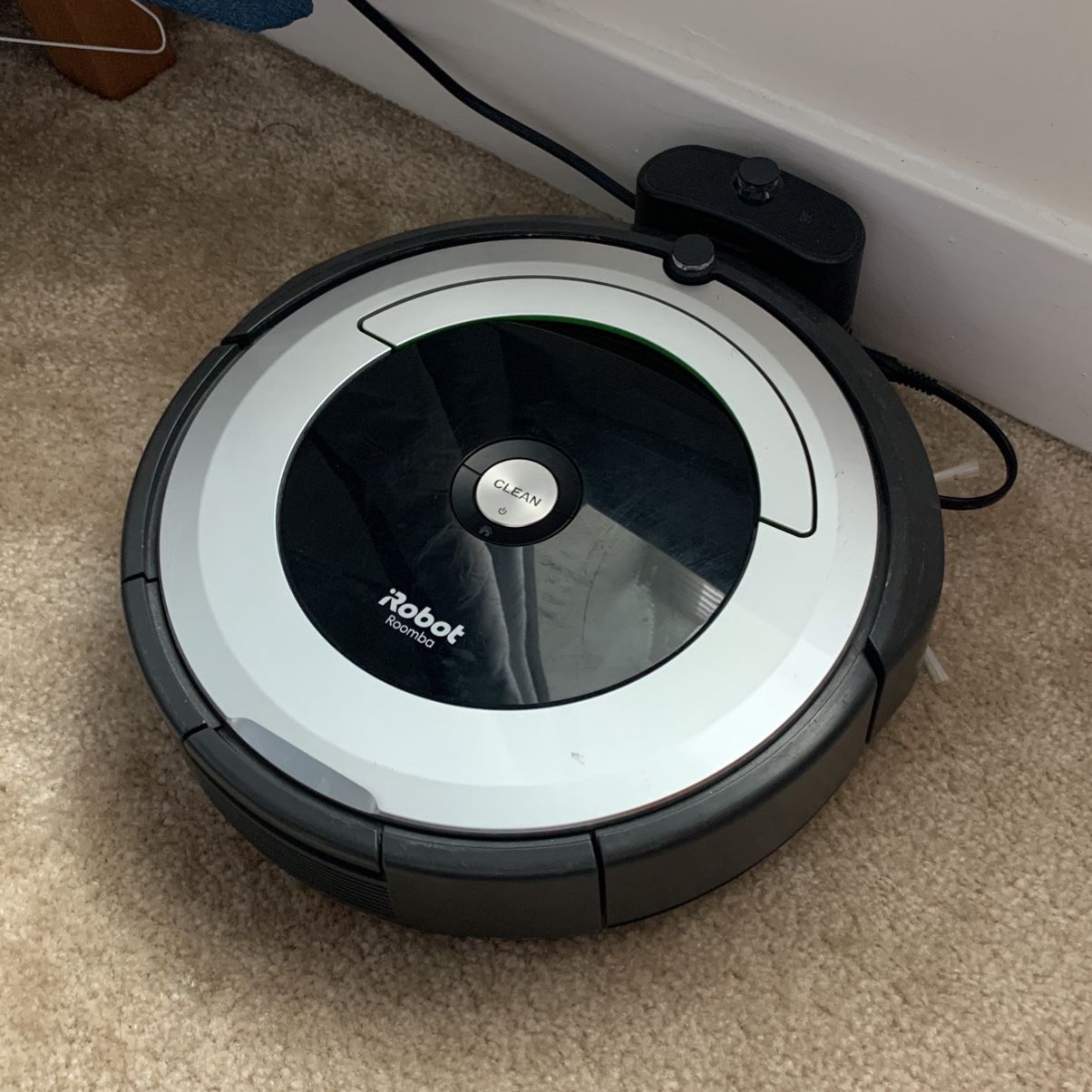 iRobot Roomba 600 Series Vacuum