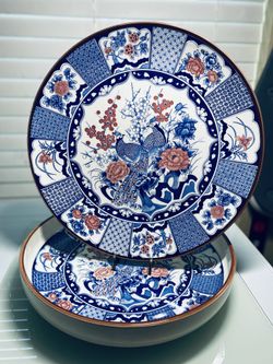 Set of 2 VTG TOYO 12 1/4" & 12" COBALT BLUE/ WHITE/RED PEACOCK PLATES-JAPAN