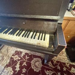 Free Piano