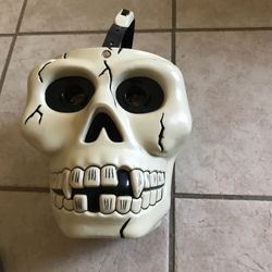 Skull pail