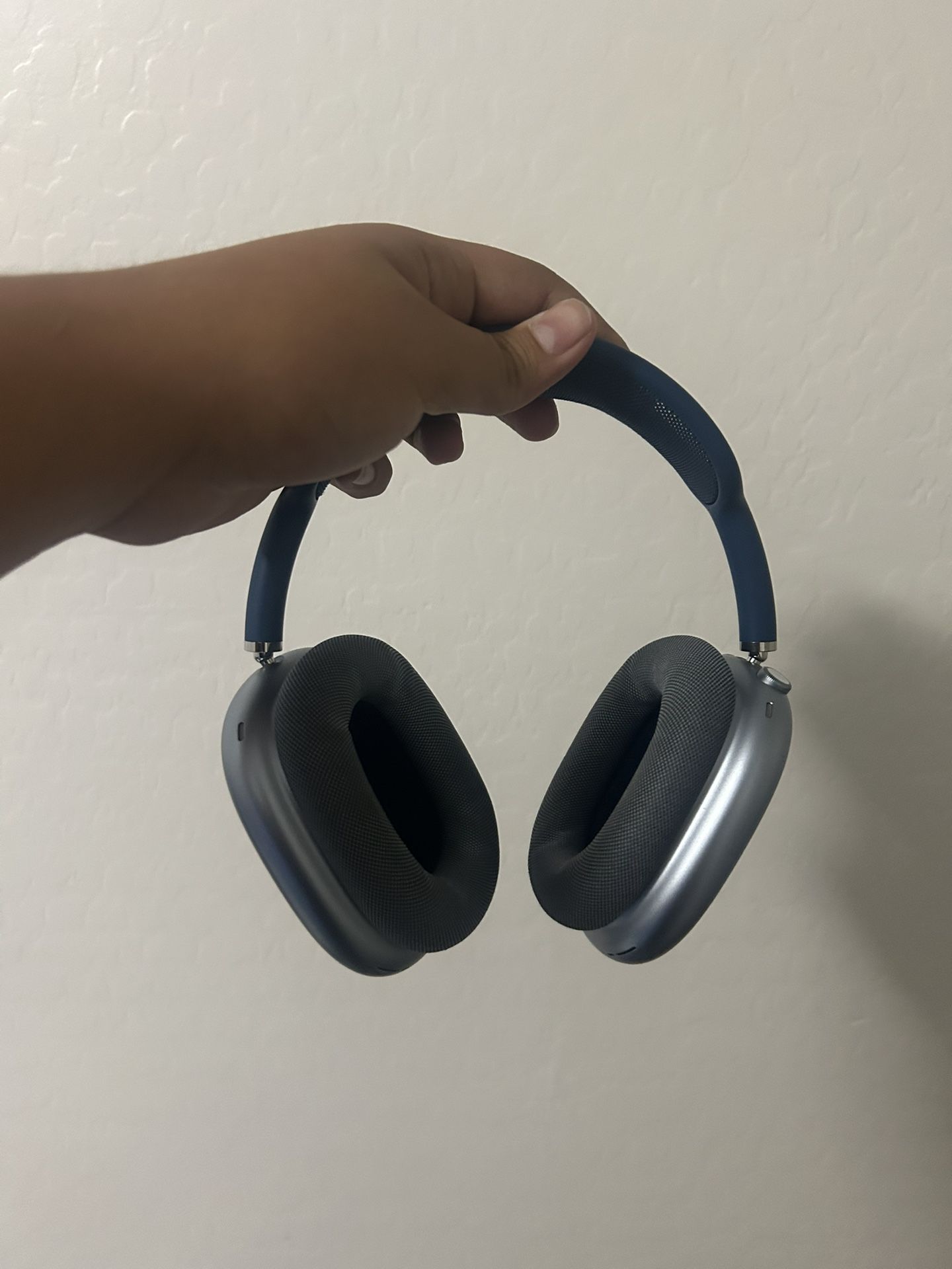AirPod Maxes