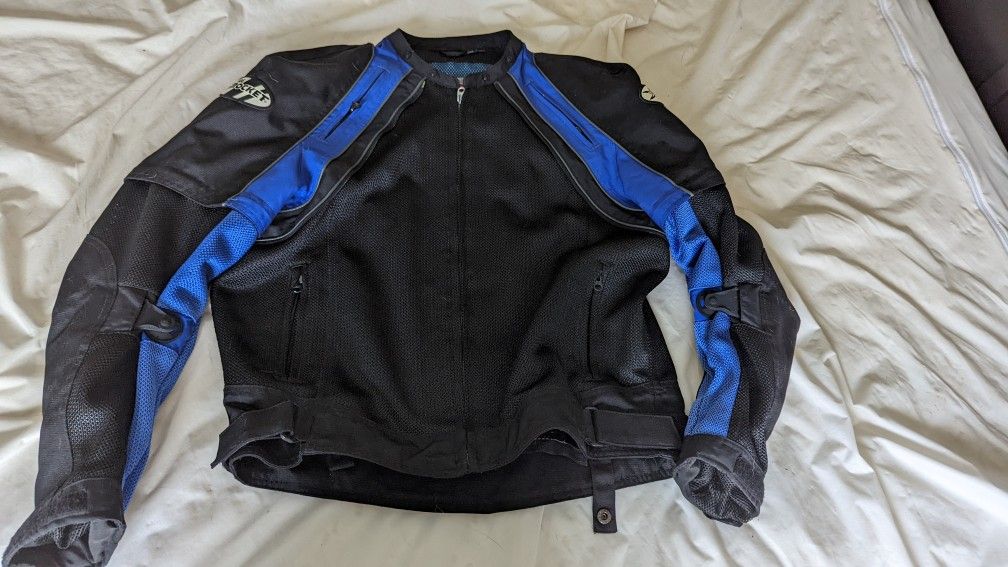 Motorcycle Jacket Medium, Saddle Bags, Tank Bag, Helmet